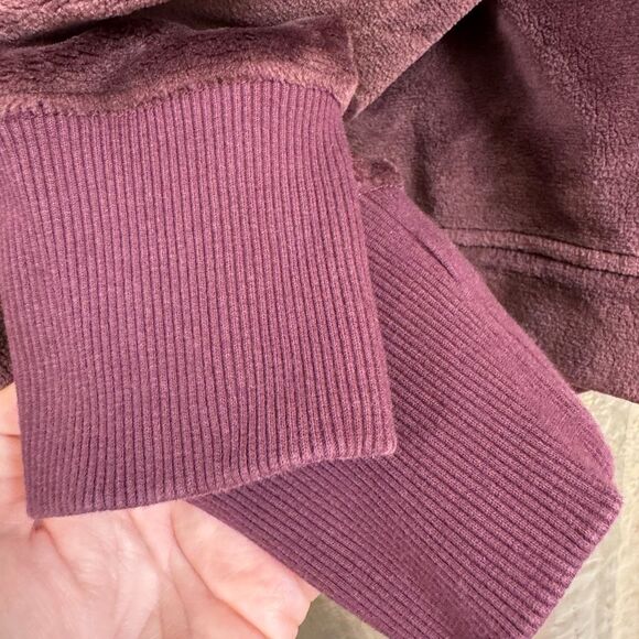Athleta Double Cozy Karma Funnel Neck Burgundy Boxy Fit Medium - Picture 5 of 13